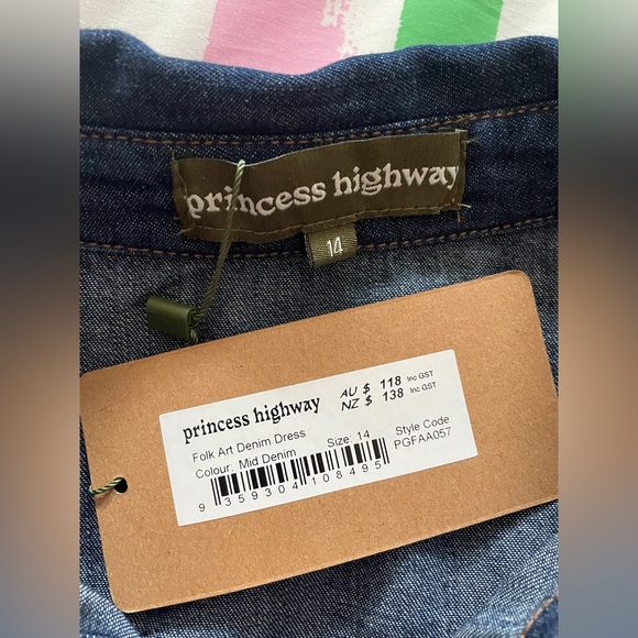 BNWT Princess Highway Folk Art Embroidered Denim Belted Dress - Picture 8 of 16